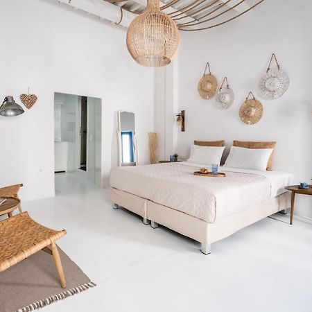 Love Suite Mykonos Town Екстер'єр фото